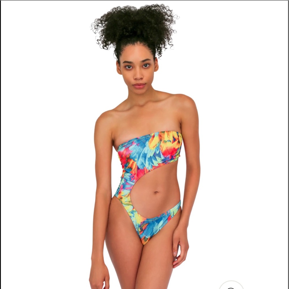 ISO Melissa Simone Elle Size Small multi